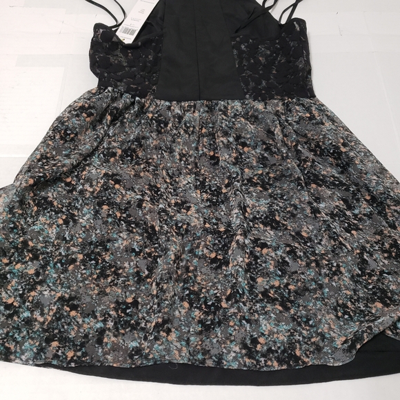 BCBGMAXAZRIA floral lace mini cocktail racer back dress Women's size 2 black nwt - Picture 10 of 11